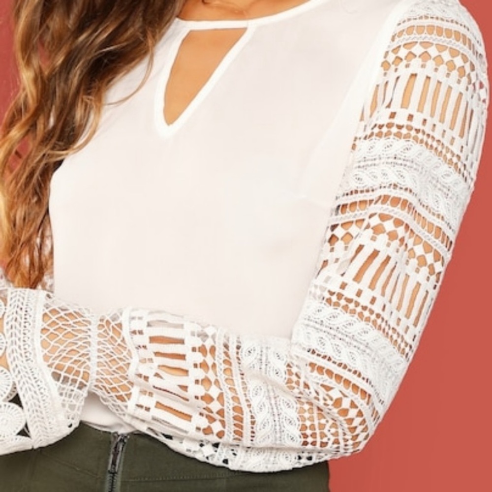 🎉Host pick 🎉Lace intricate sleeve blouse - Picture 2 of 6